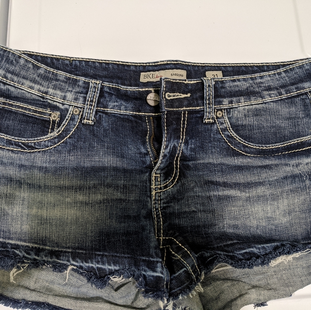 BKE Buckle Jean shorts Size 31